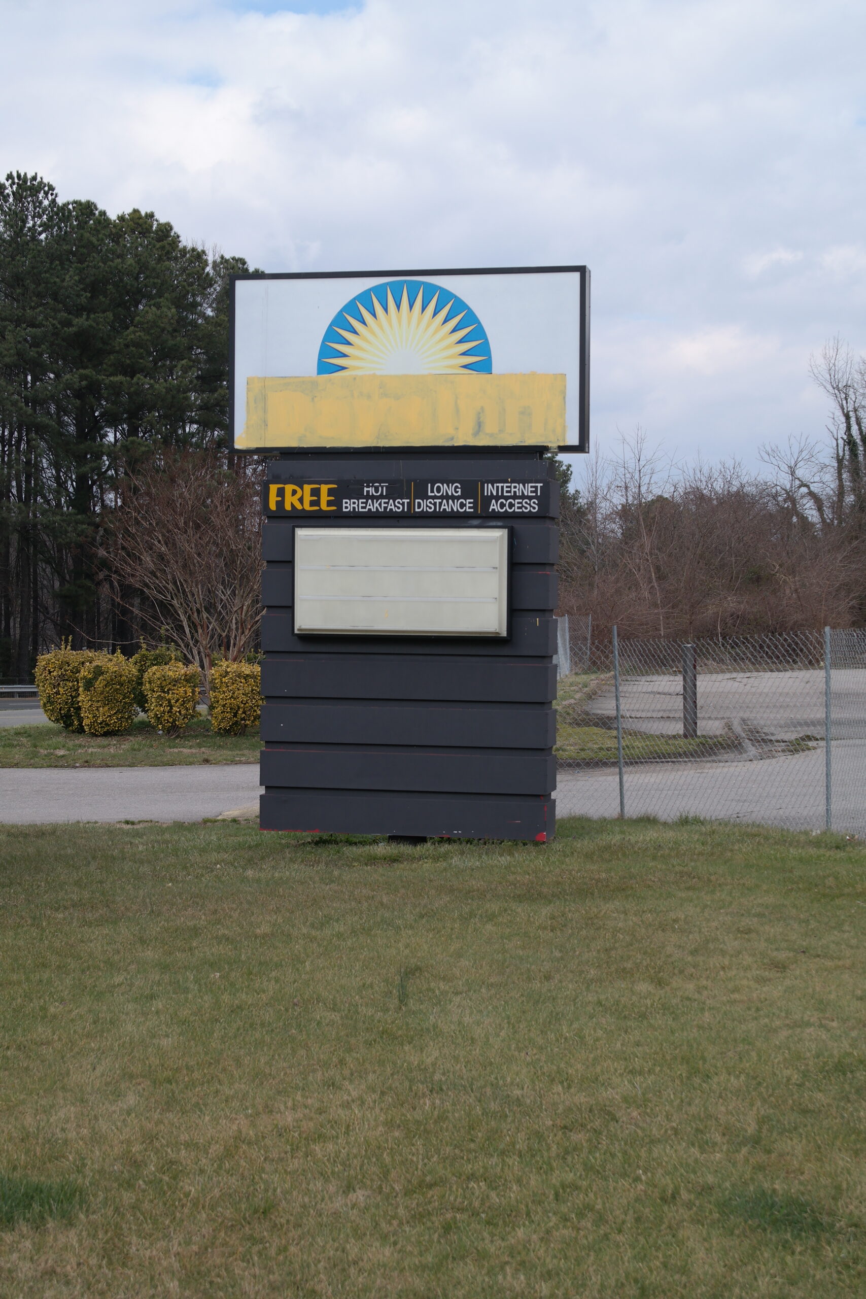 Abandoned Days Inn - Richmond, VA
