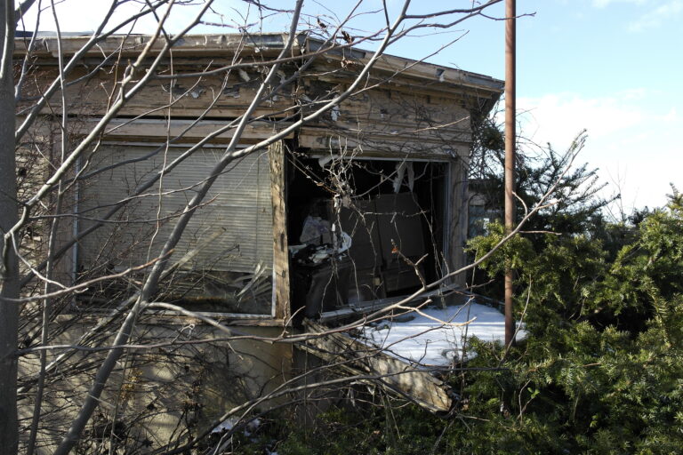 Abandoned Howard Johnson's Restaurant - Afton Mountain