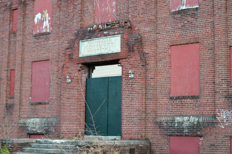 Abandoned Richmond Community Hospital - Richmond, Virginia