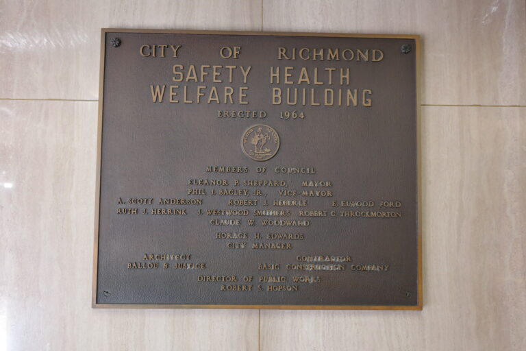 Building plaque
