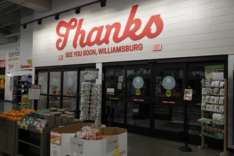 Earth Fare Williamsburg closing