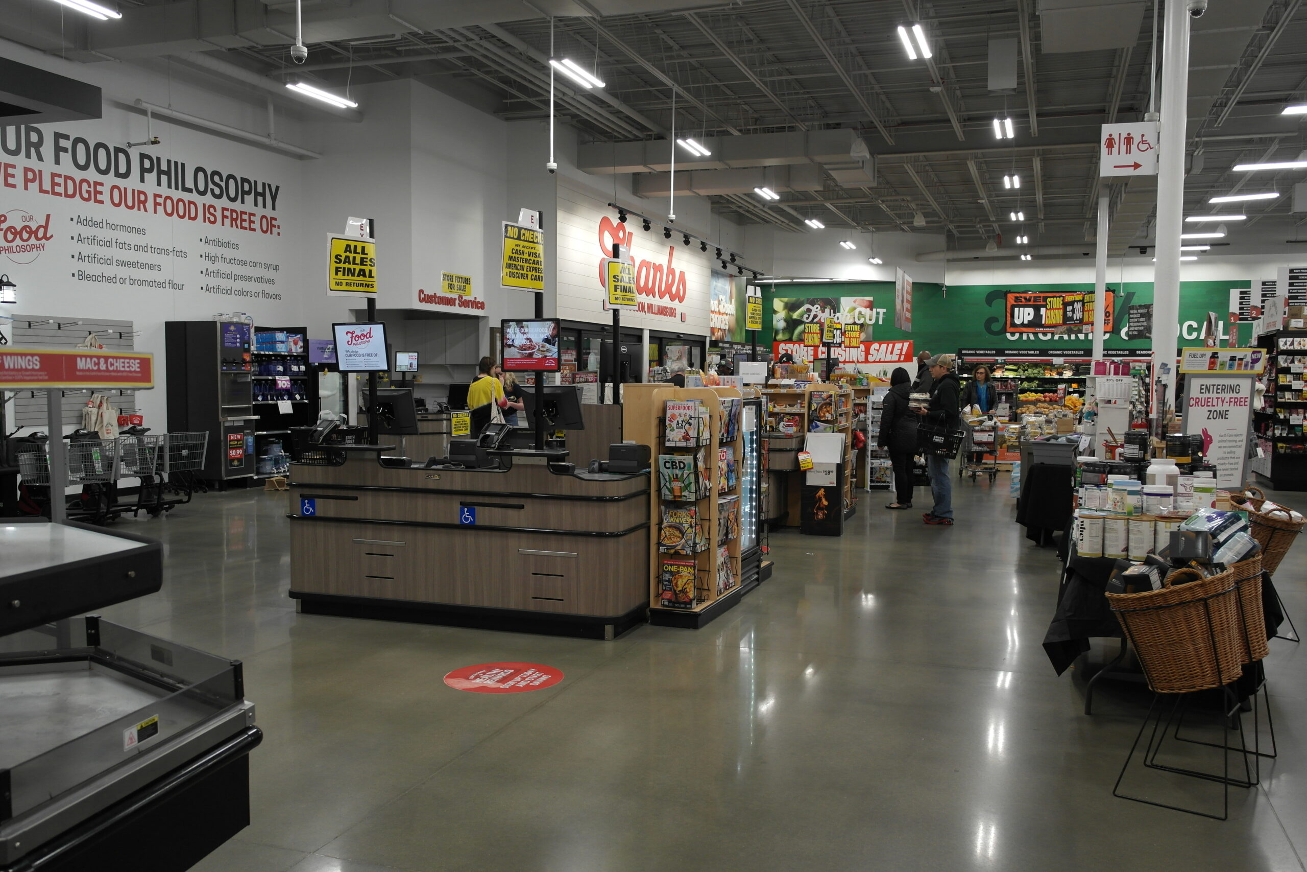 Earth Fare Williamsburg closing