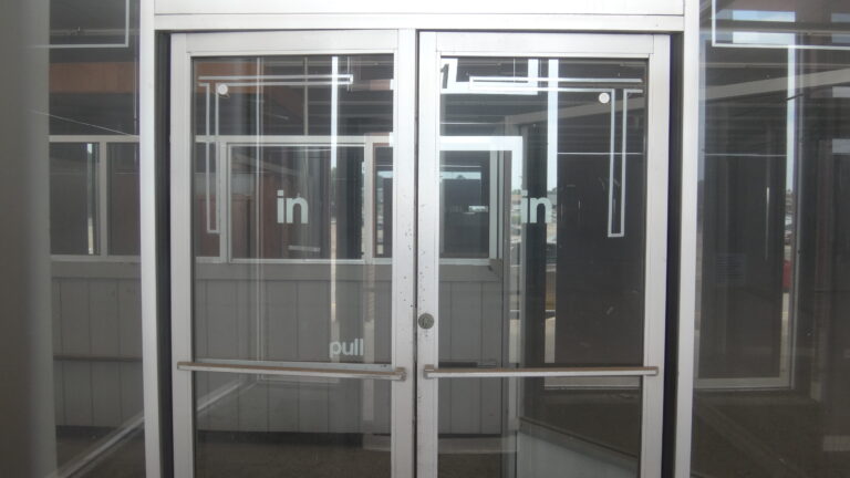 Entrance doors
