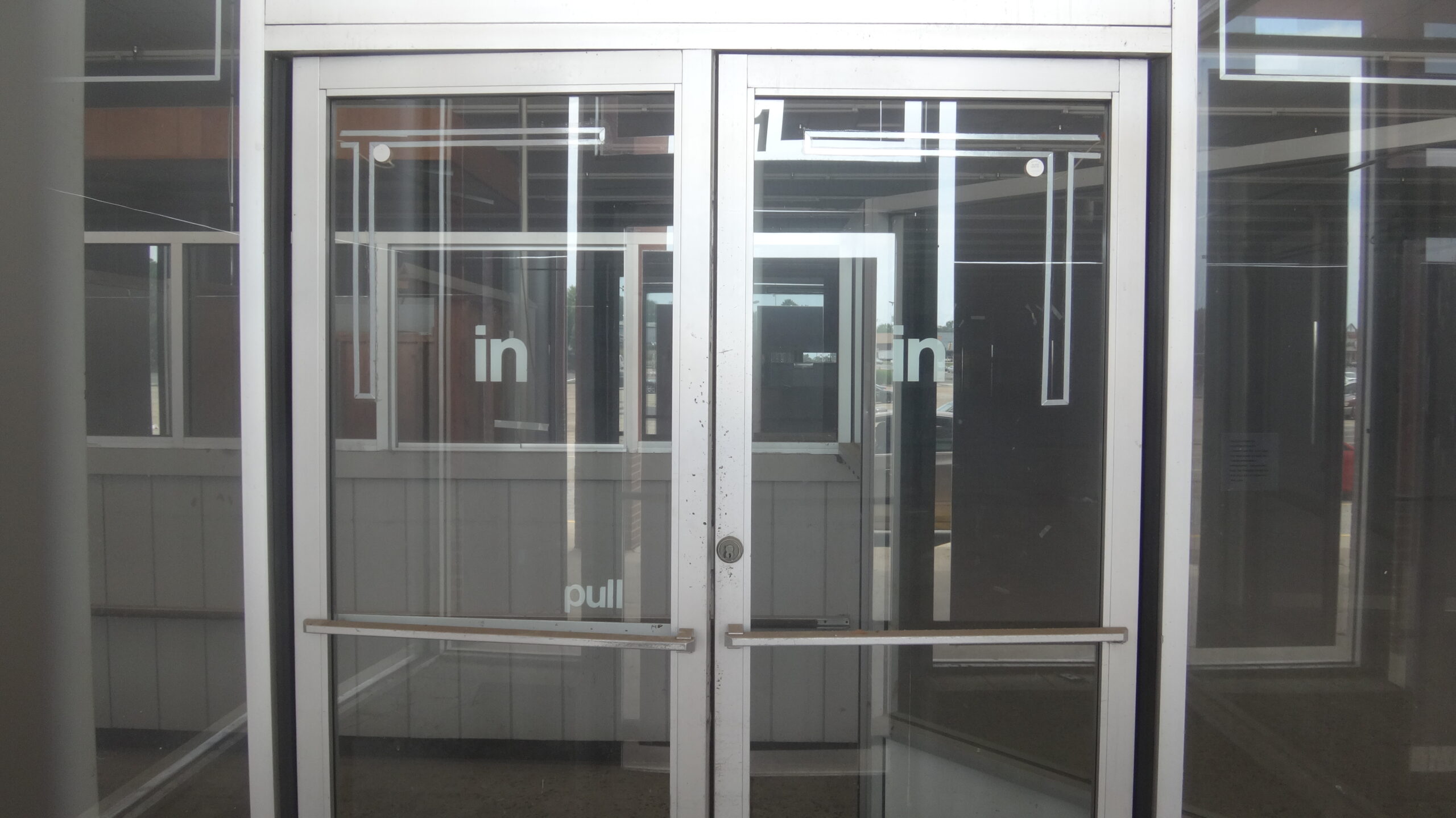 Entrance doors