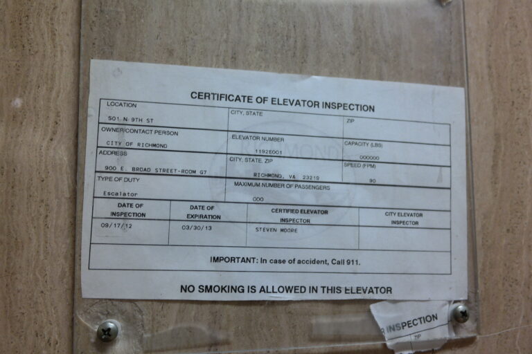 Escalator inspection