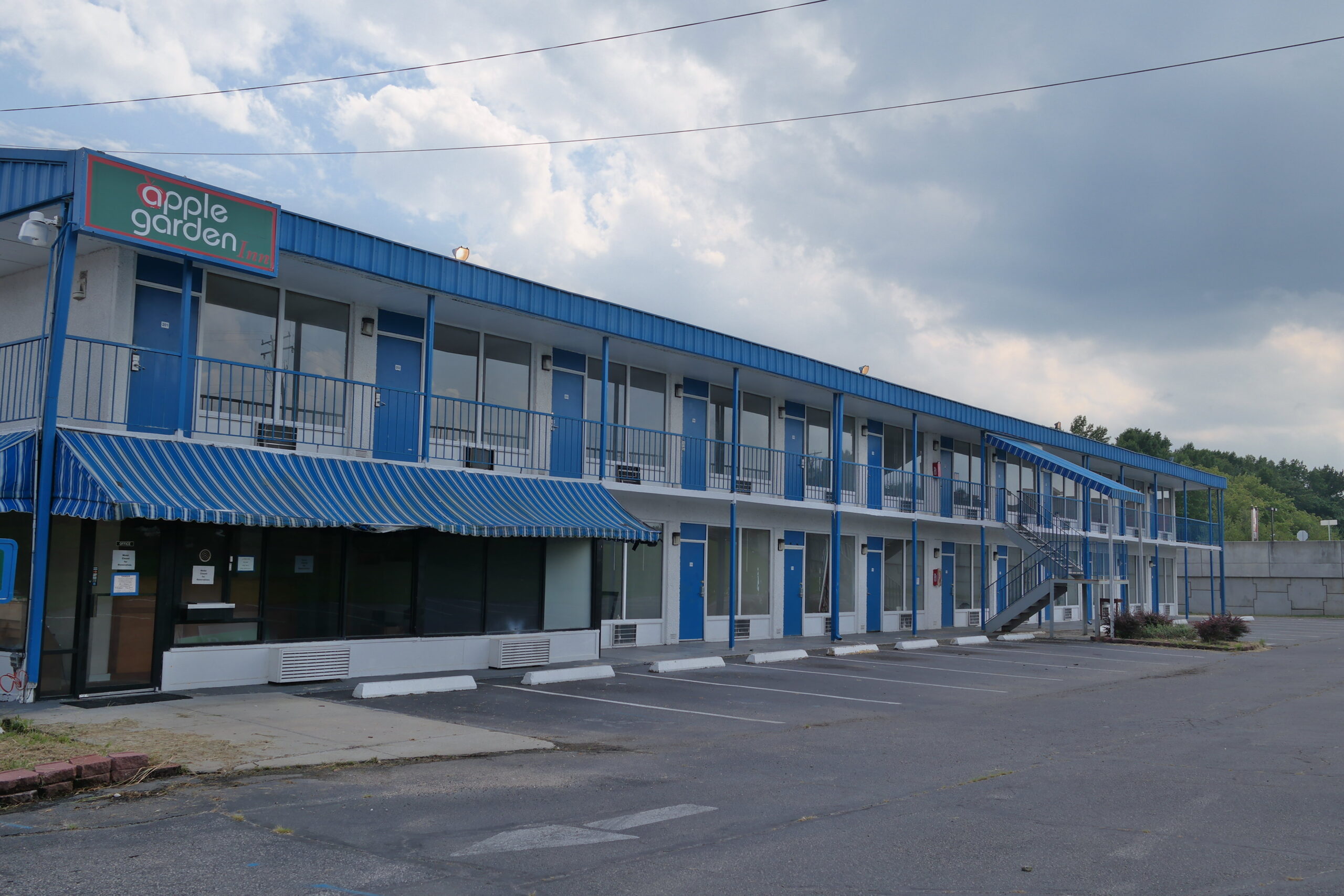 Former Apple Garden Inn - Ashland, VA