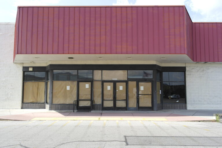 Former Big Kmart Salem, VA