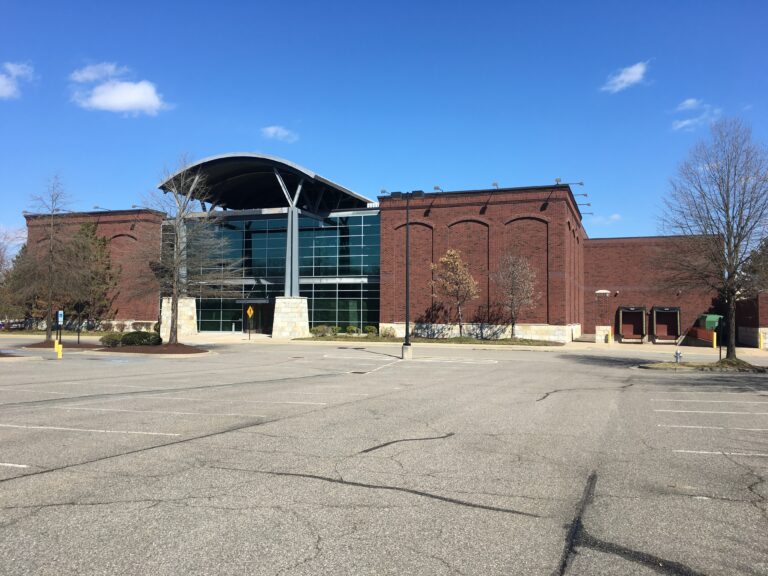 Former Dick's Sporting Goods