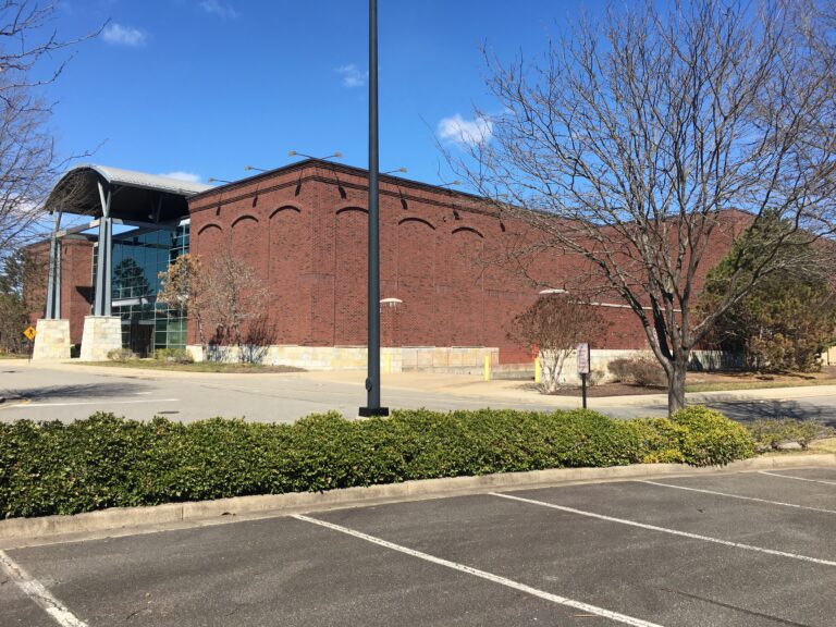 Former Dick's Sporting Goods