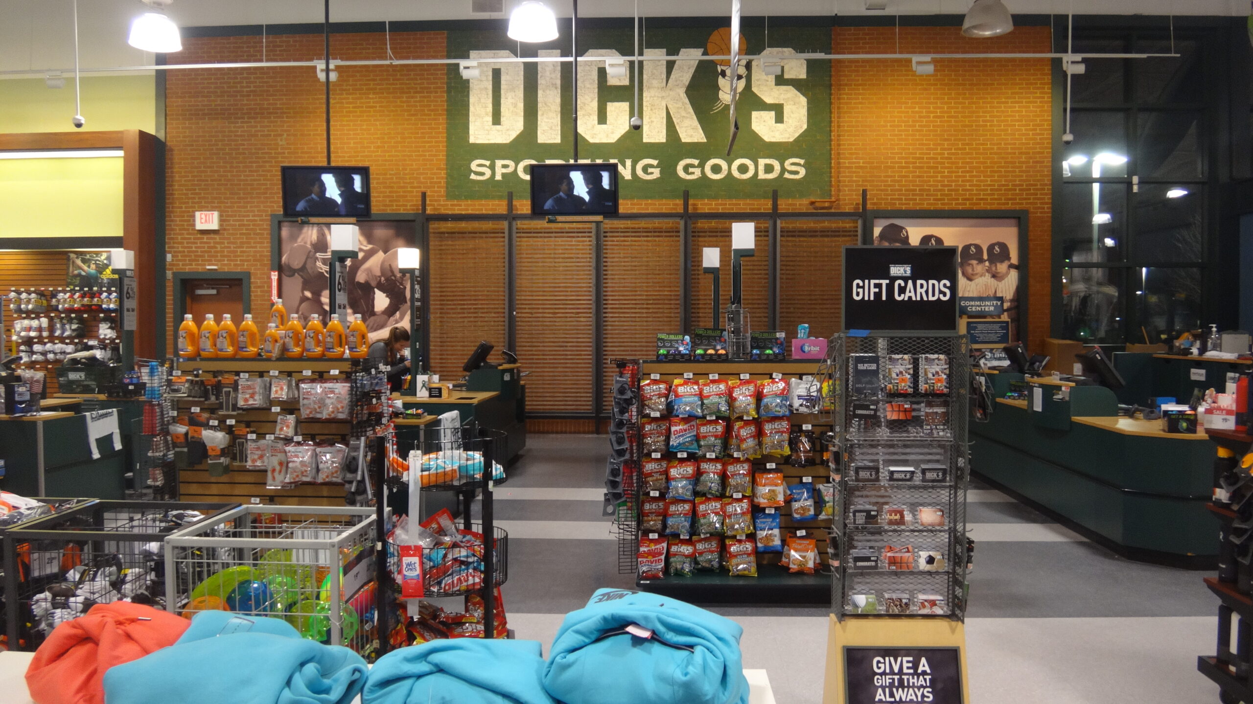Former Dick's Sporting Goods - Fredericksburg, VA