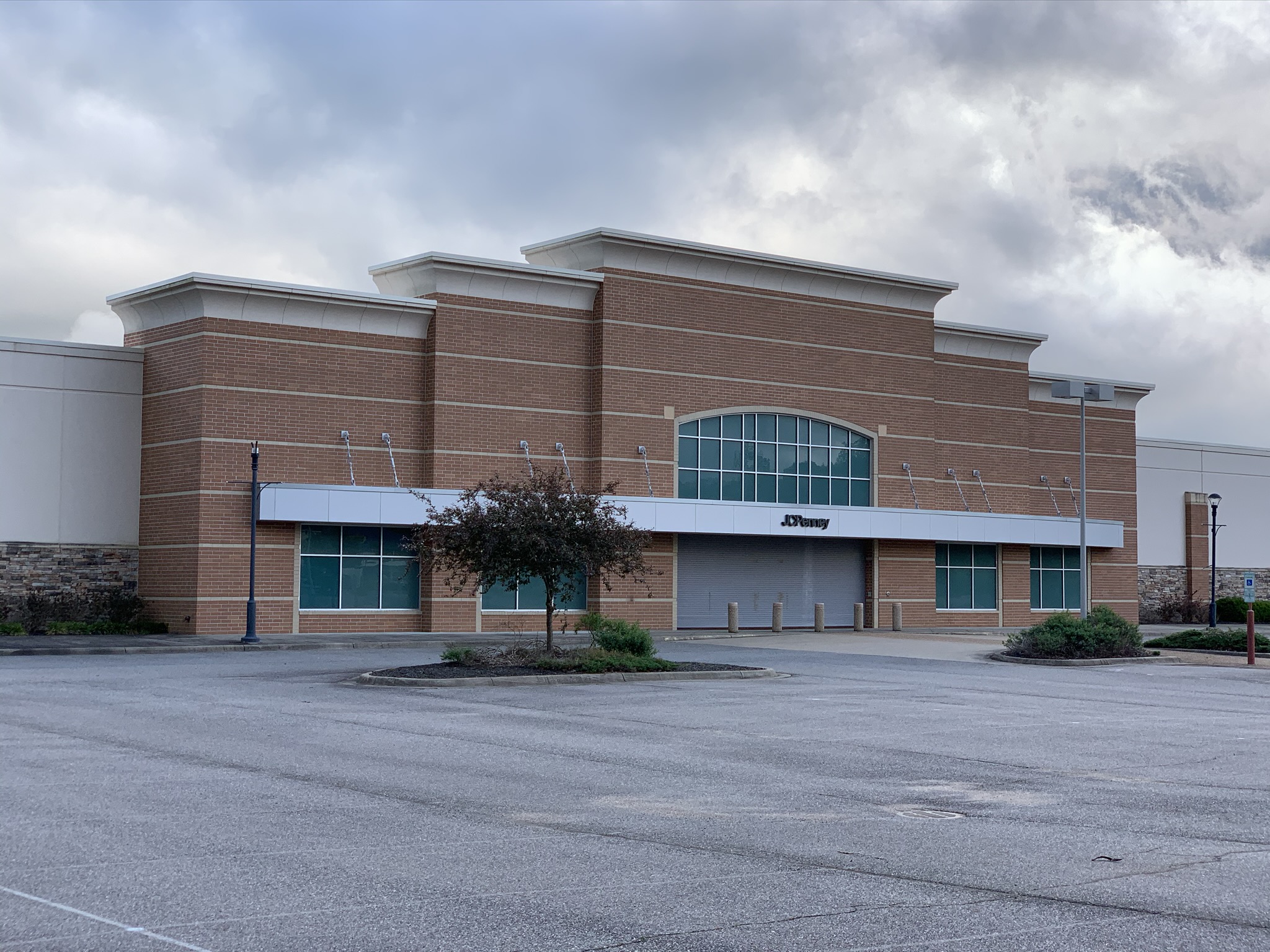 Former JCPenney - Williamsburg, VA