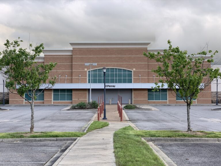 Former JCPenney - Williamsburg, VA