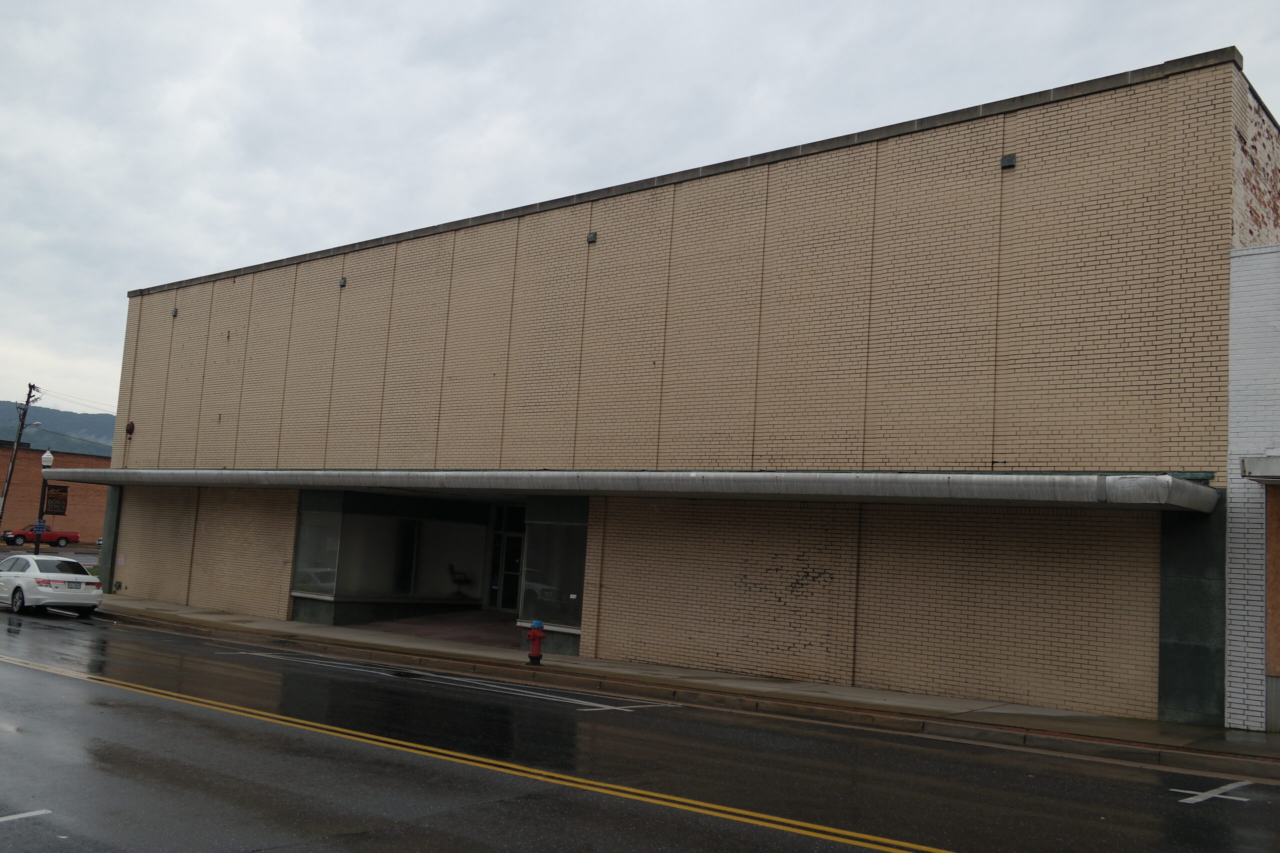 Former Leggett - Waynesboro, VA