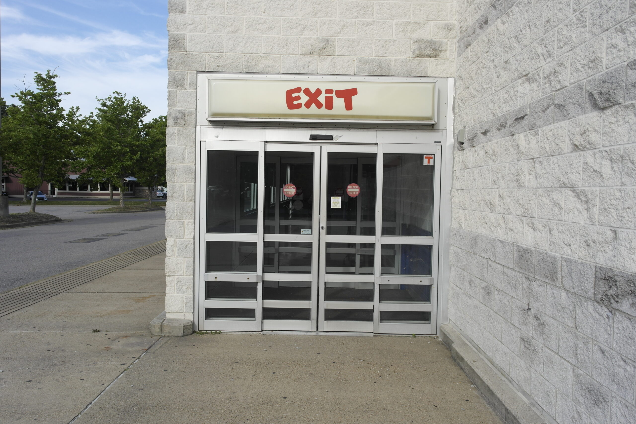 Former Toys 'R' Us - Chesapeake, VA
