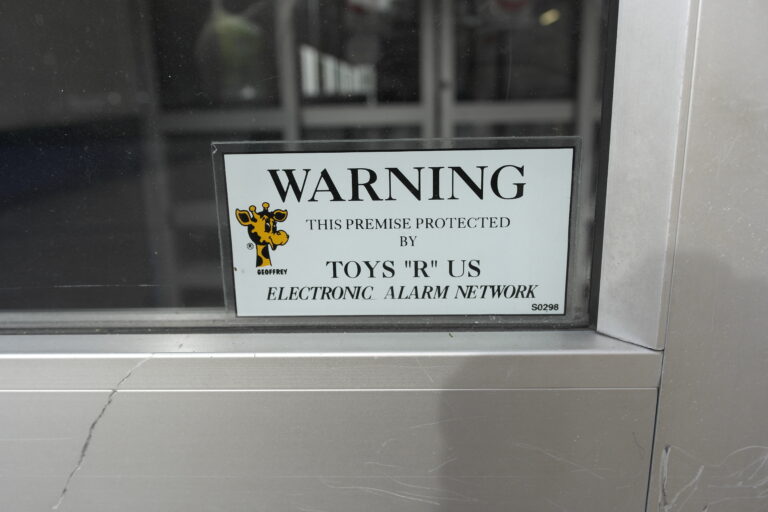 Former Toys 'R' Us - Chesapeake, VA