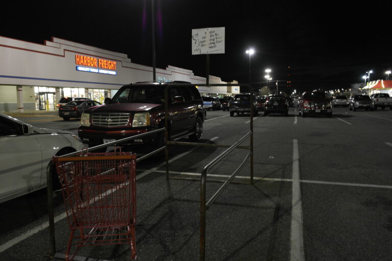 Former Toys "R" Us - Hampton