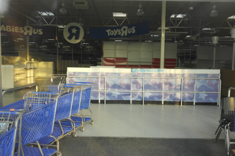 Former Toys 'R' Us - Henrico, VA