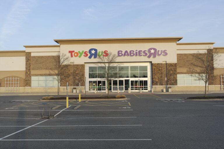 Former Toys 'R' Us - Henrico, VA