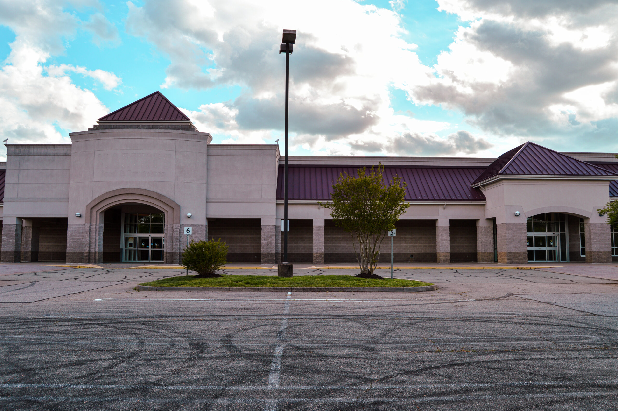 Former Ukrop's/MARTIN'S - Richmond, Virginia