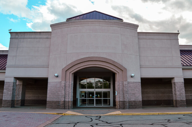 Former Ukrop's/MARTIN'S - Richmond, Virginia