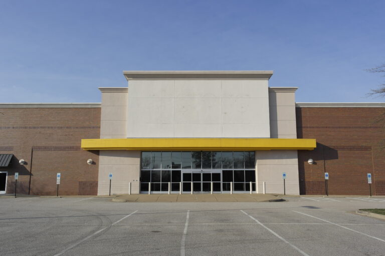 Former hhgregg - Henrico, VA (Short Pump)