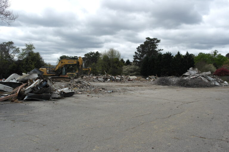 Howard Johnson's Williamsburg Demolition