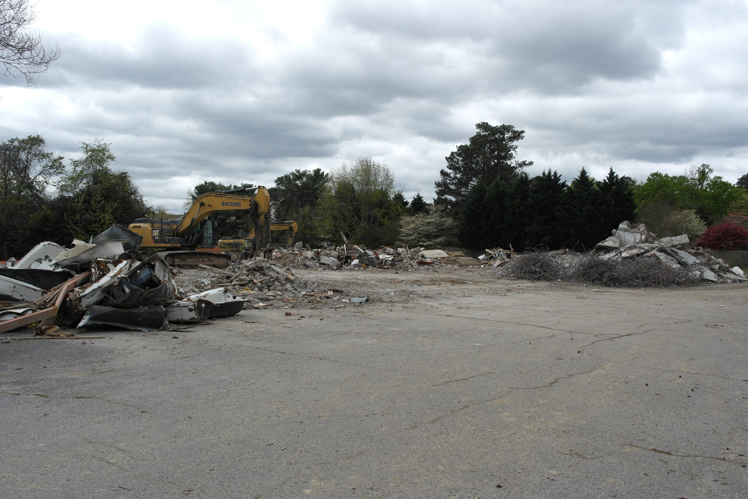 Howard Johnson's Williamsburg Demolition