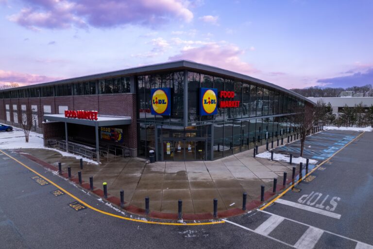 Lidl - Newport News, Virginia (Jefferson Avenue)