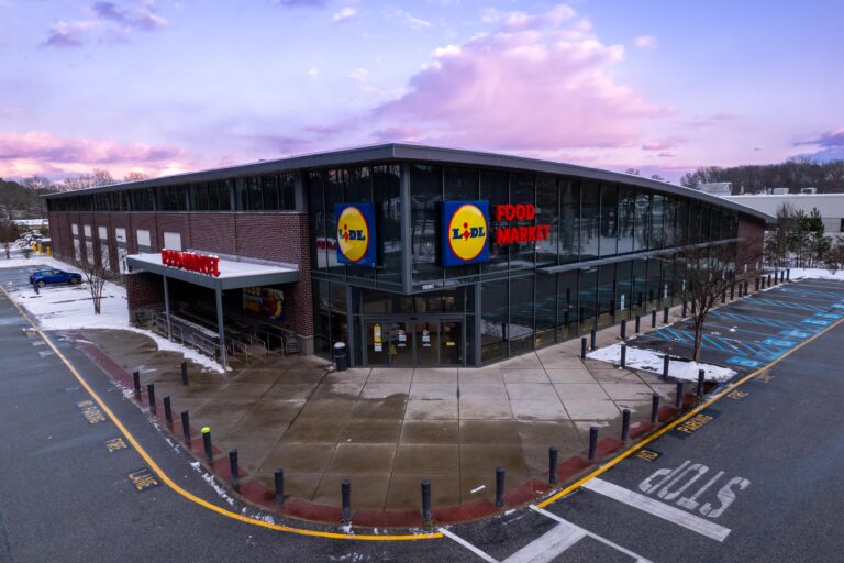 Lidl - Newport News, Virginia (Jefferson Avenue)