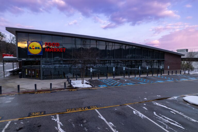 Lidl - Newport News, Virginia (Jefferson Avenue)