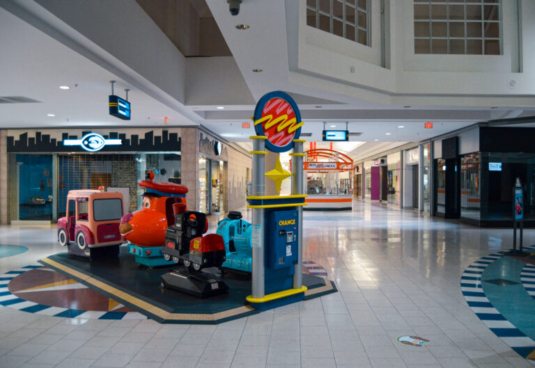 Military Circle Mall - Norfolk, Virginia