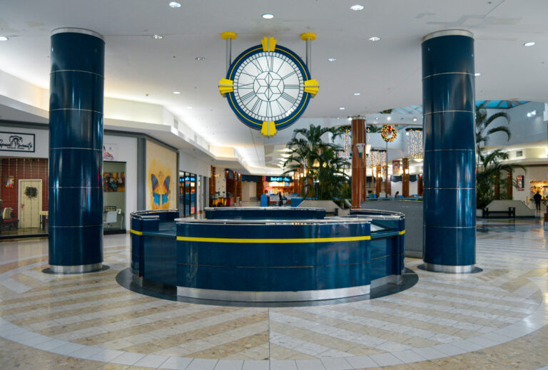 Military Circle Mall - Norfolk, Virginia
