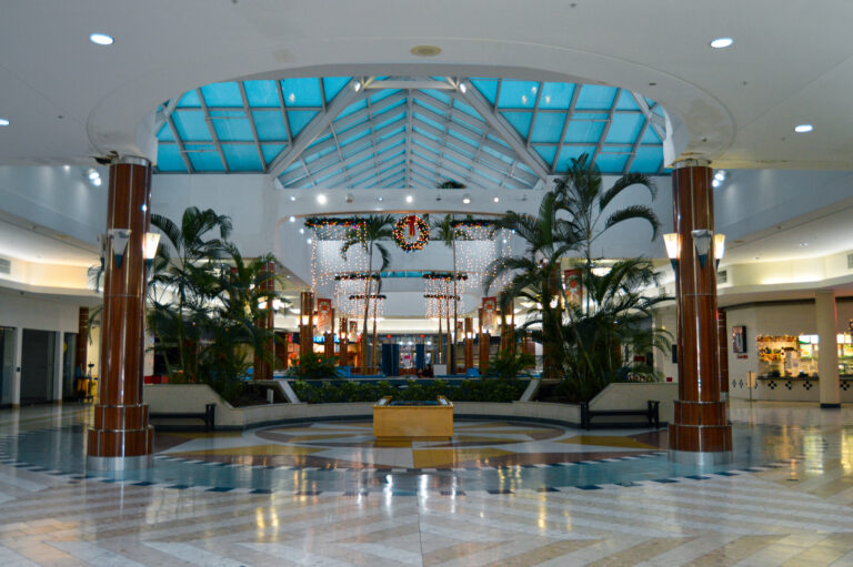 Military Circle Mall - Norfolk, Virginia