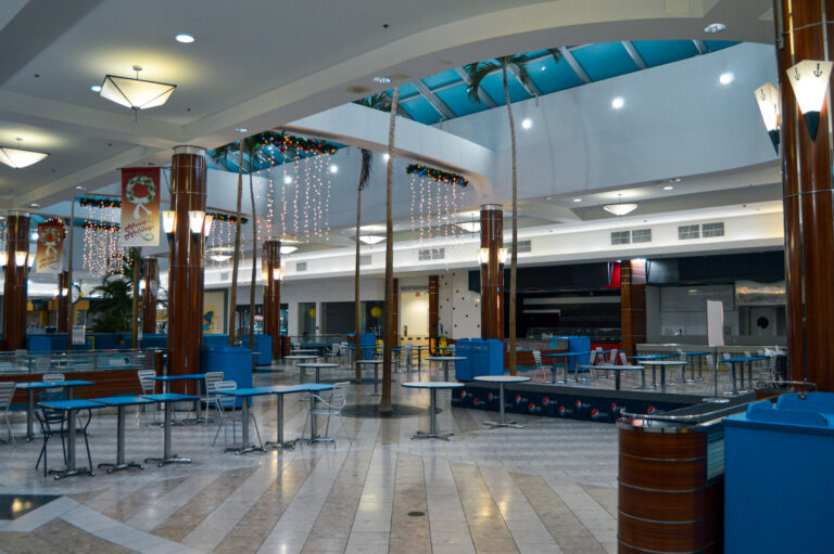 Military Circle Mall - Norfolk, Virginia