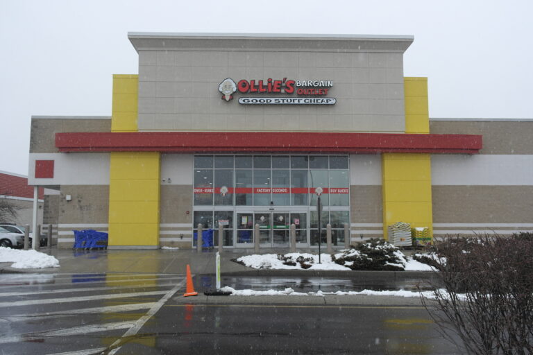 Ollie's Bargain Outlet - Mechanicsburg, PA