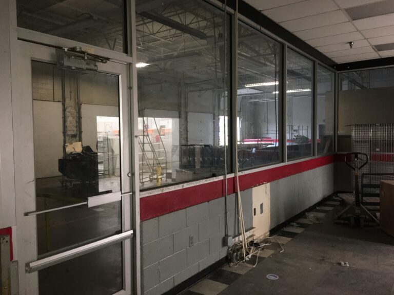 Penske Auto Center - Tabb Kmart