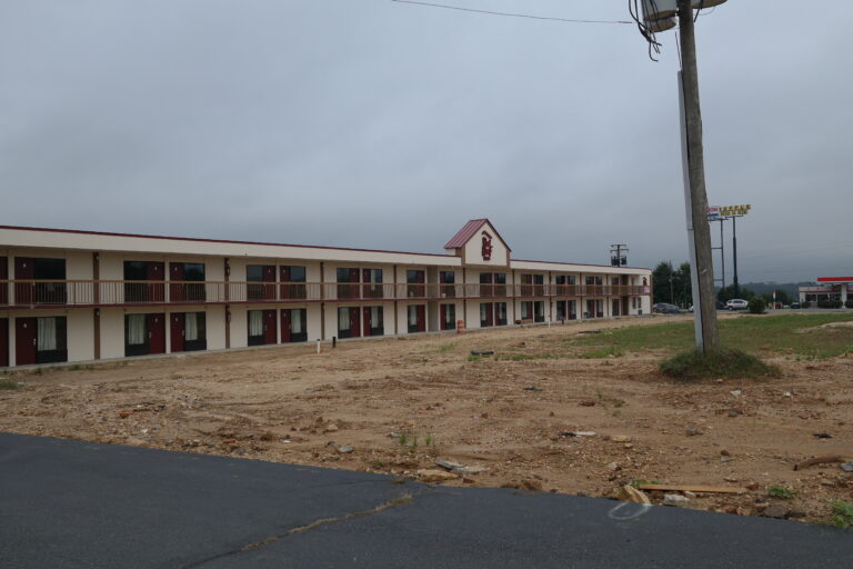 Red Roof Inn - Fredericksburg, Virginia (former Holidome)