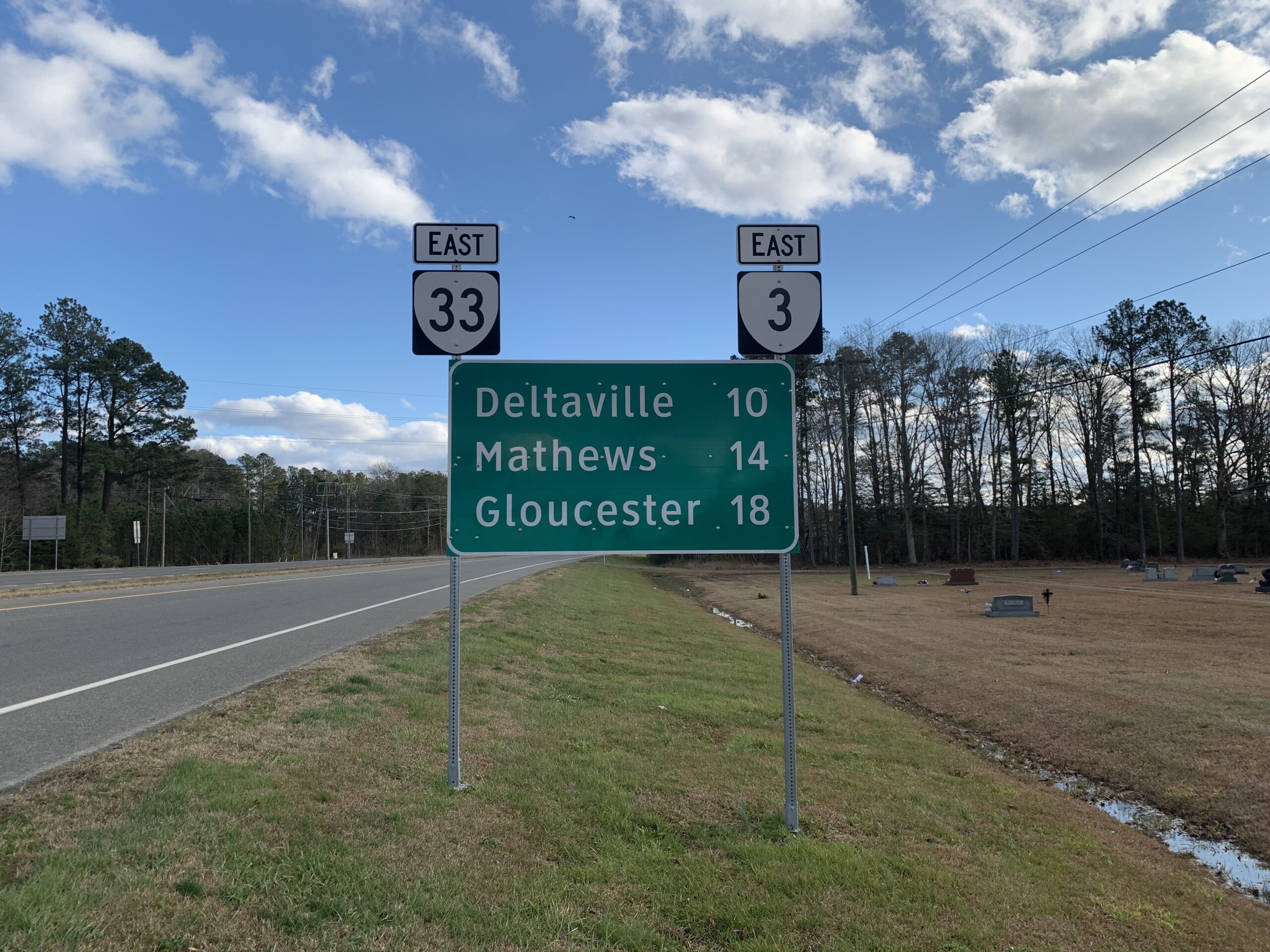Route 3/Route 33 in Locust Hill, Virginia