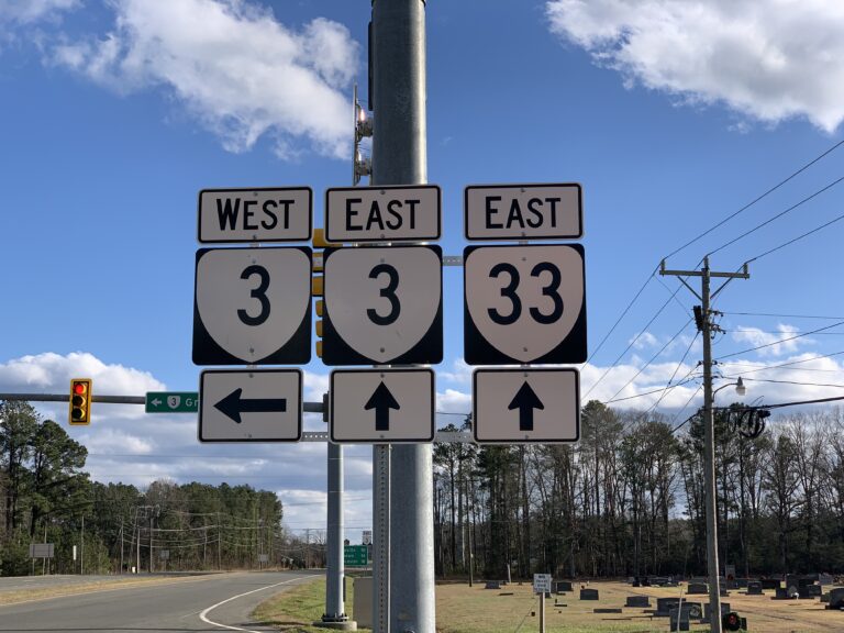 Route 3/Route 33 in Locust Hill, Virginia