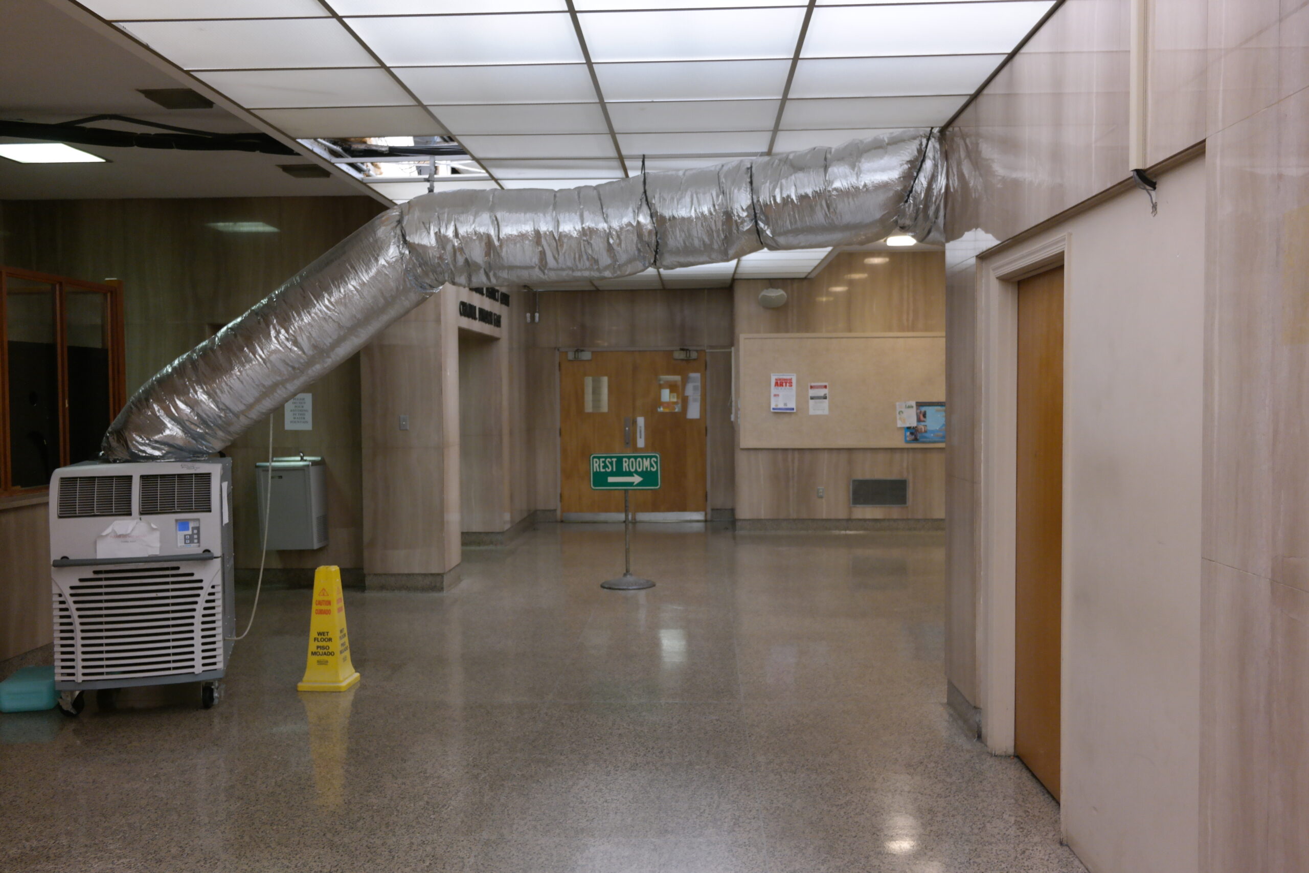 Temporary air conditioner